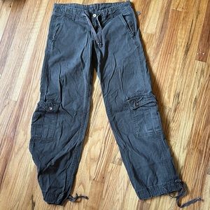 Vintage Levi’s carpenter khaki pants size medium